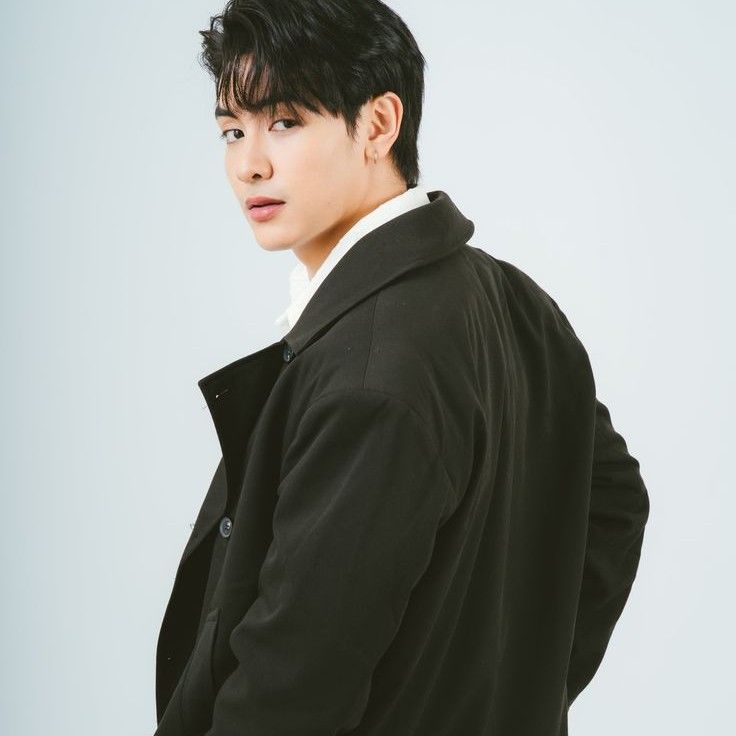 A moment captured by a fan of Joong Archen Aydin