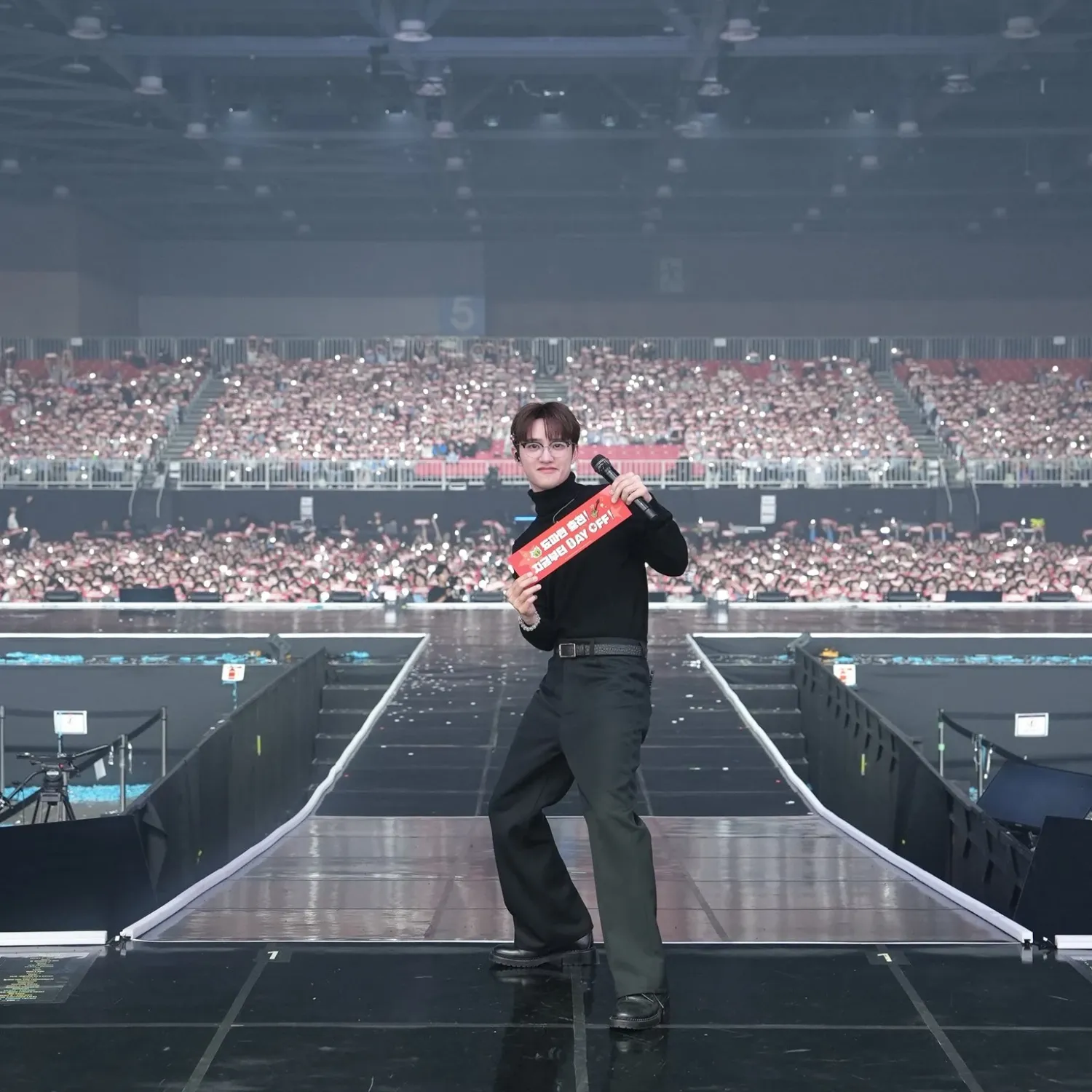 Momen yang diabadikan oleh penggemar Doh Kyungsoo (D.O.)