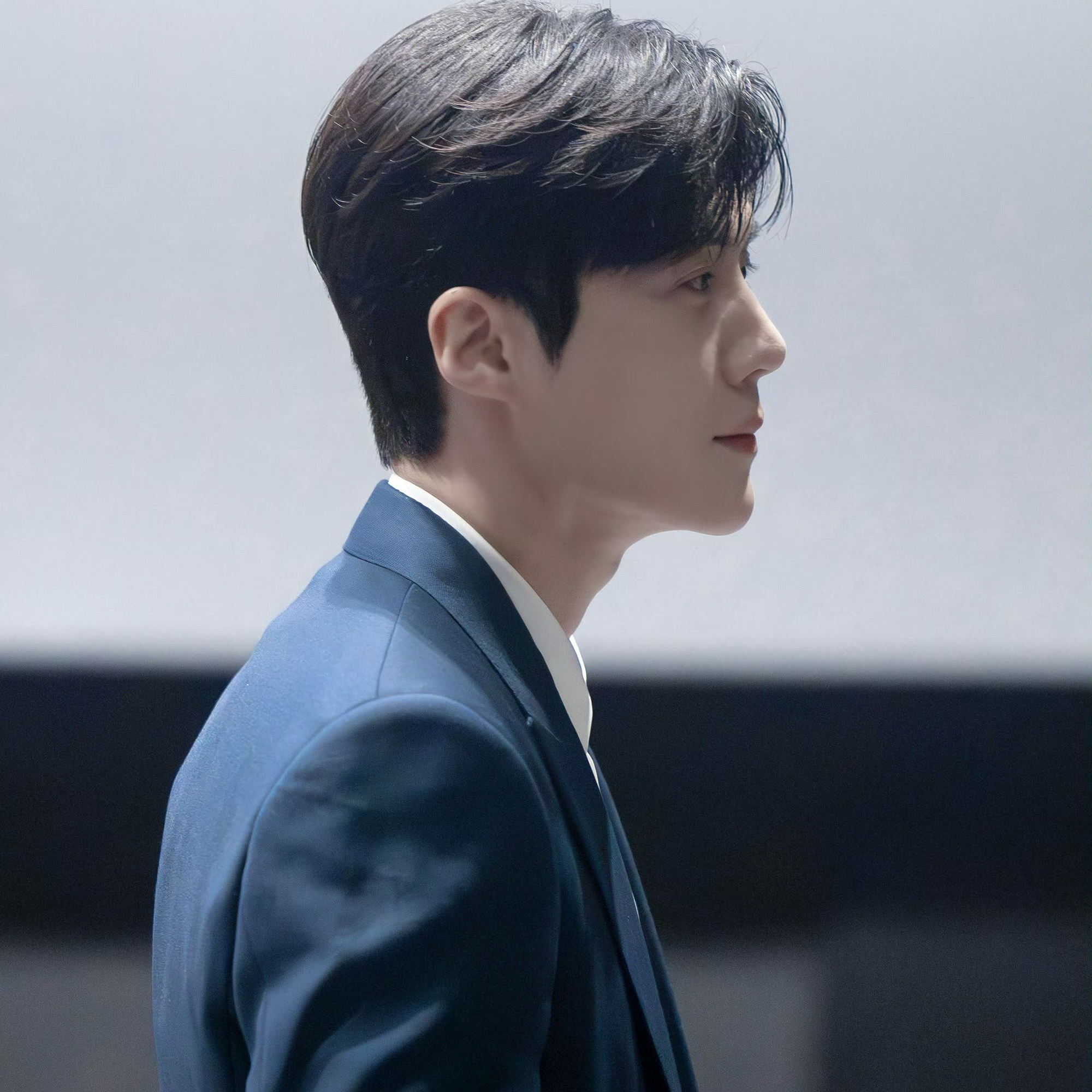 Behind-the-scenes cut of Kim Seonho