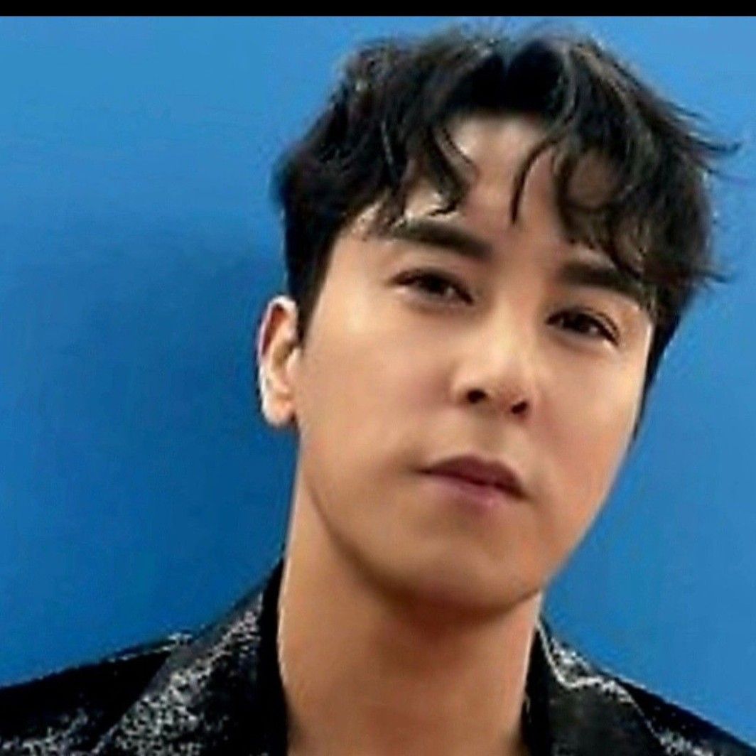 チャン・ミンホの最近の活動ショット