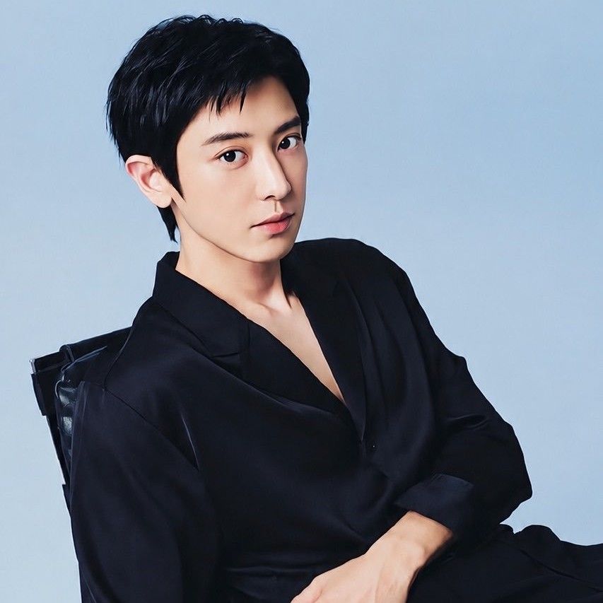 Recent activity shot of Chanyeol