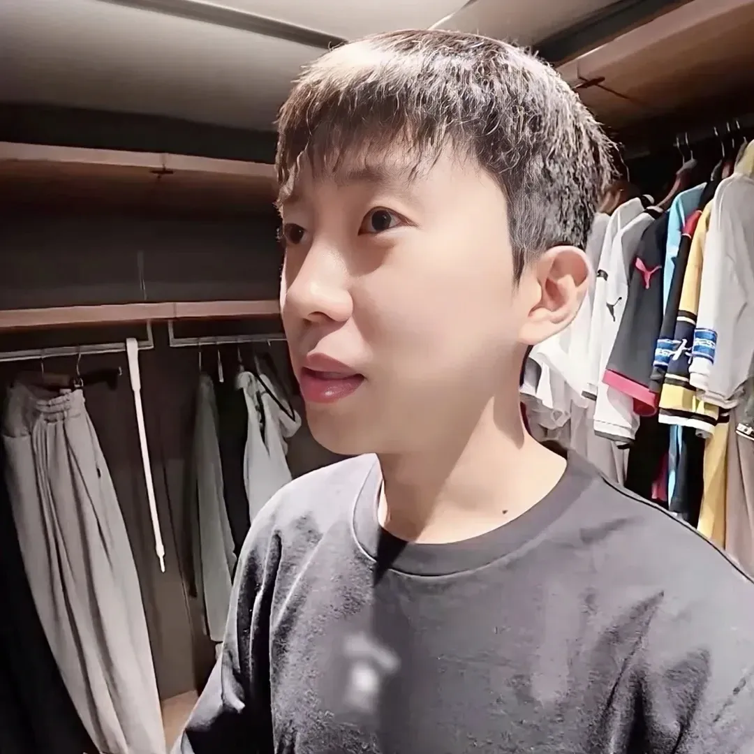 Recent activity shot of Lim Youngwoong