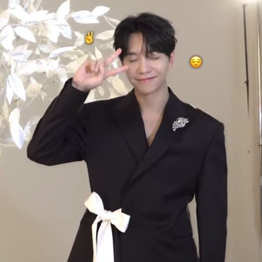 A moment captured by a fan of Lee Seunggi