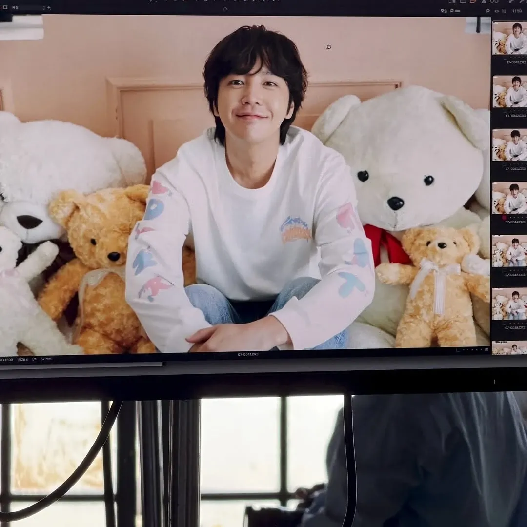 Recent activity shot of Jang Geunsuk