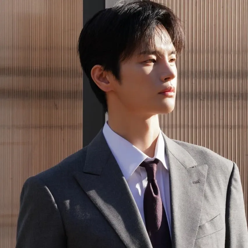 Latest photo of Seo Inguk
