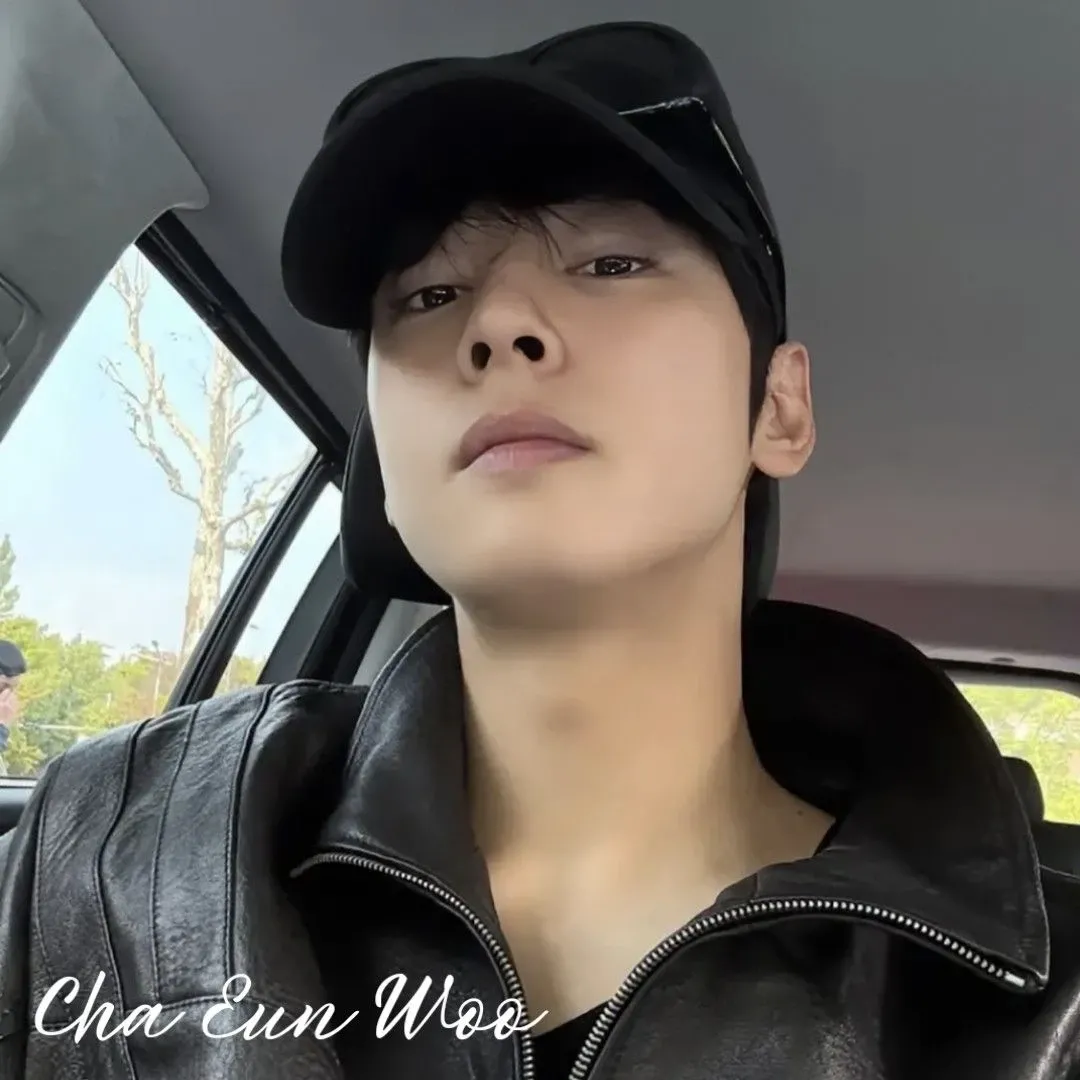 Recent activity shot of Cha Eunwoo