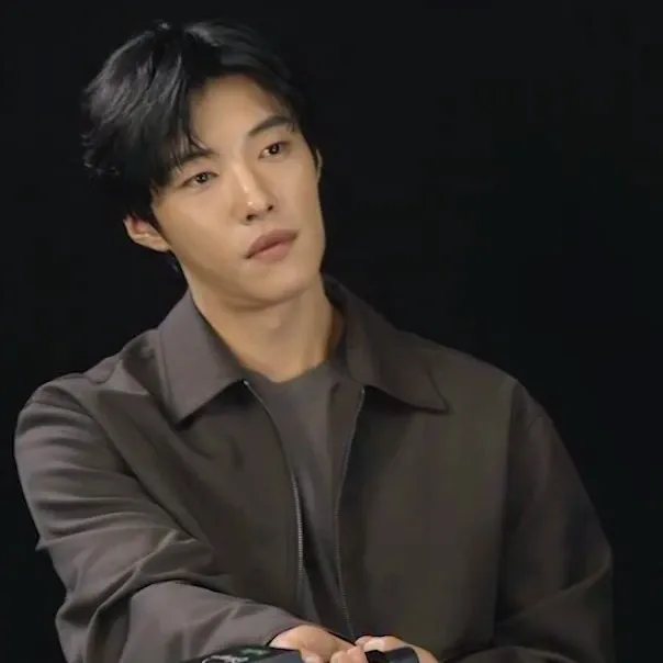 A moment captured by a fan of Woo Dohwan