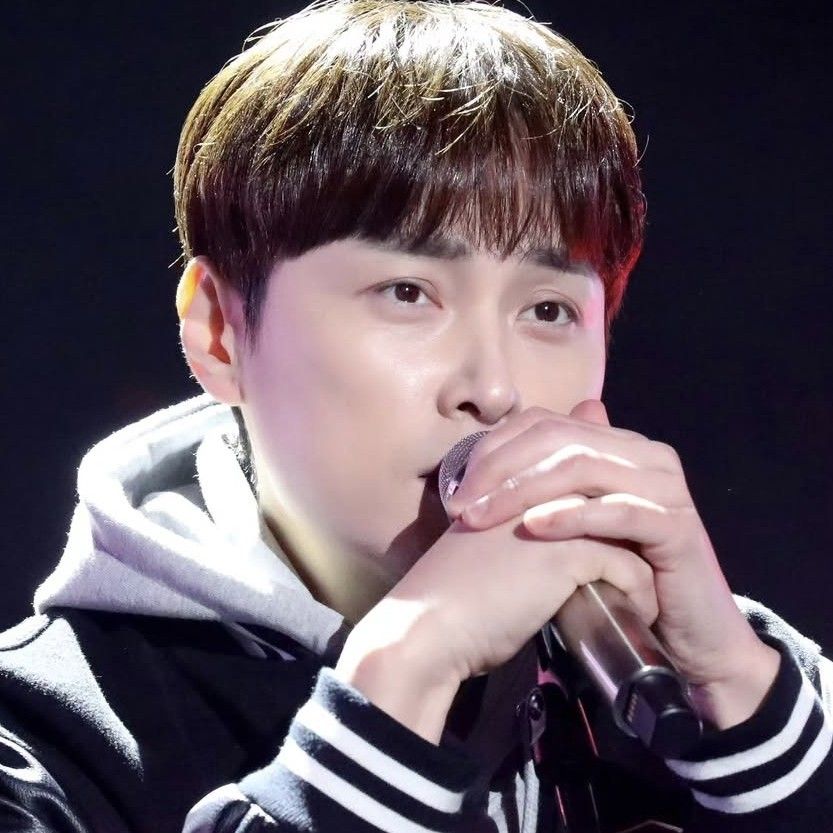 Latest photo of Min Kyunghoon