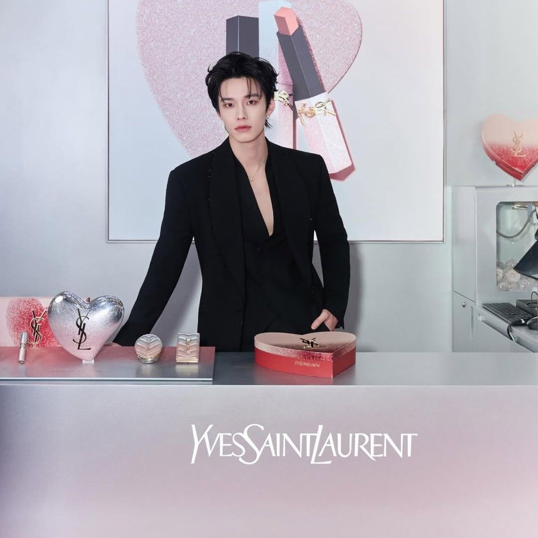 Behind-the-scenes cut of He Yu