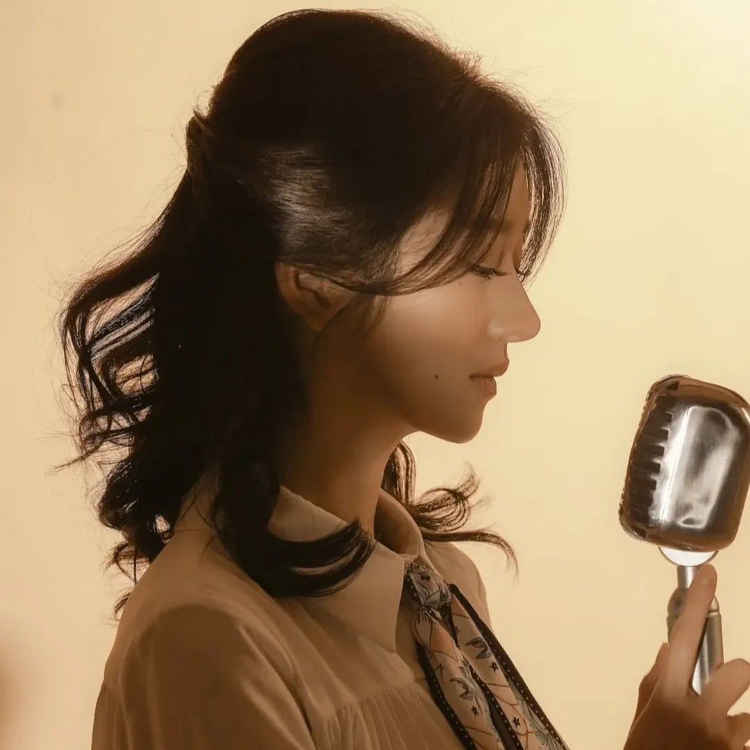 Latest photo of Seo Yeaji