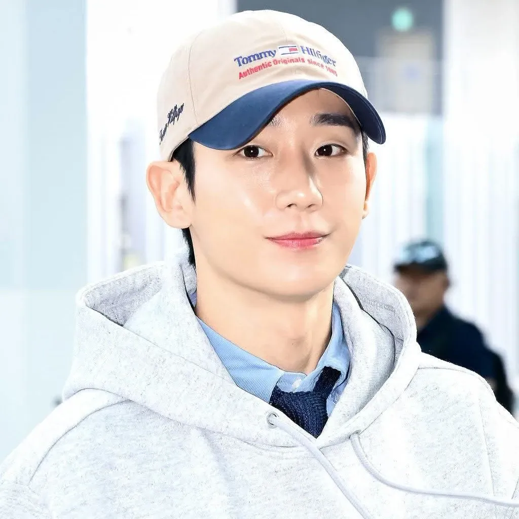 Latest photo of Jung Haein