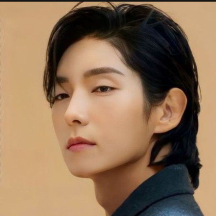 Latest photo of Lee Joongi