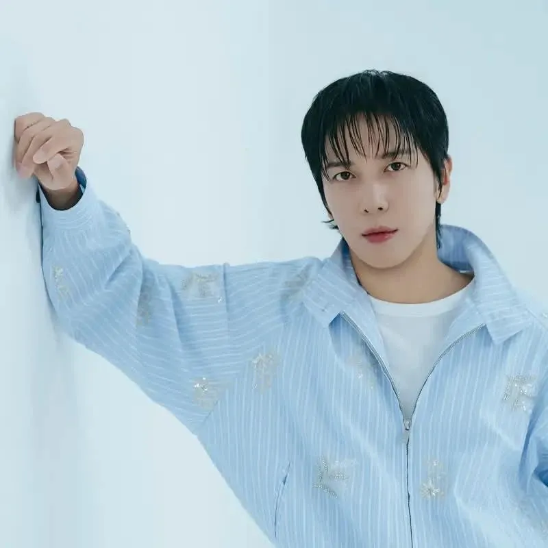 Recent activity shot of Jung Yonghwa