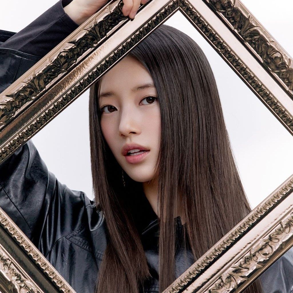 Behind-the-scenes cut of Bae Suzy