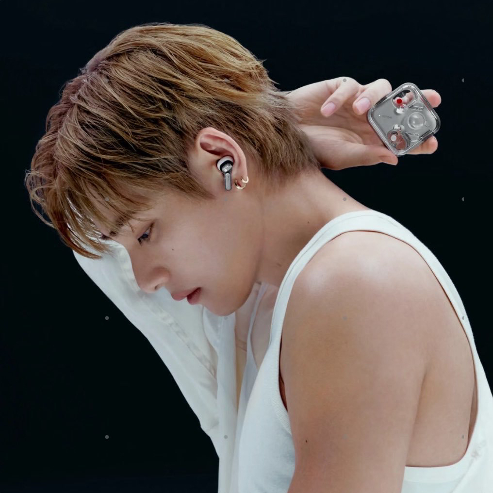 Behind-the-scenes cut of Kim Taehyung (V)