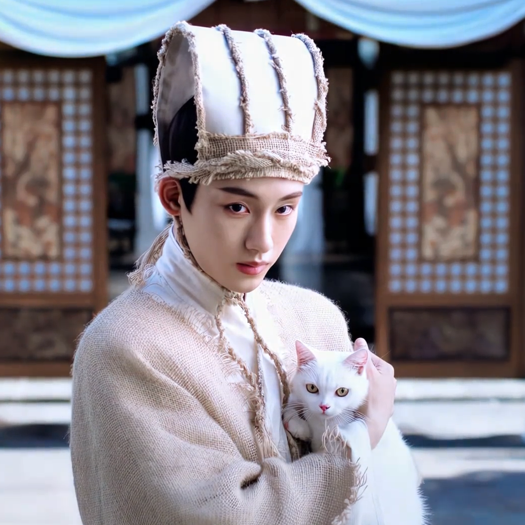 Behind-the-scenes cut of Winwin