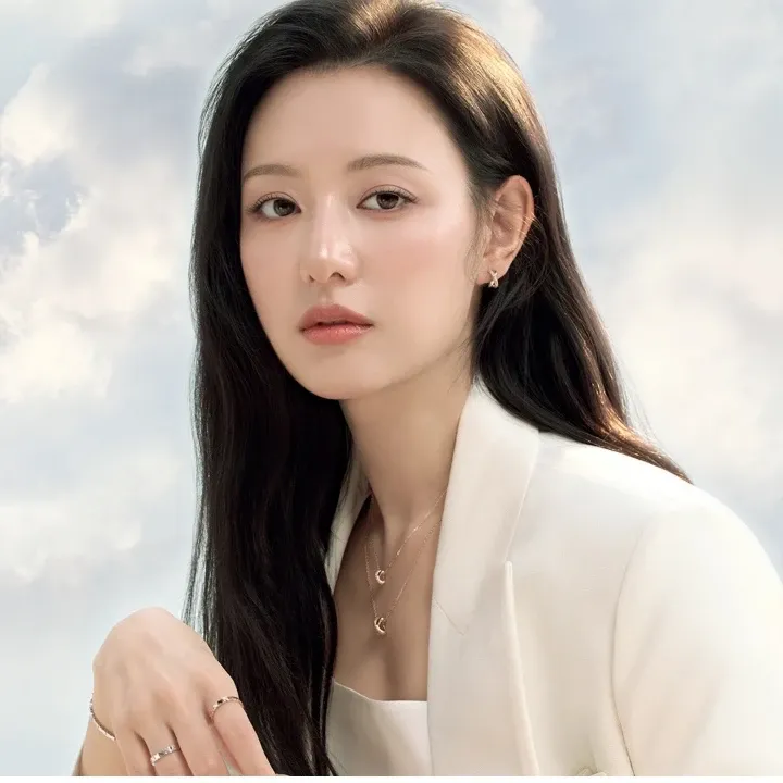 A moment captured by a fan of Kim Jiwon