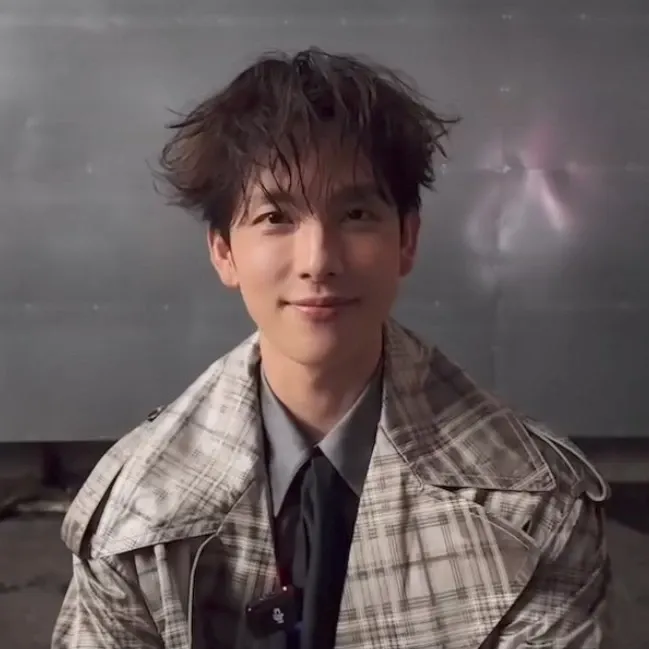 Latest photo of Yim Siwan