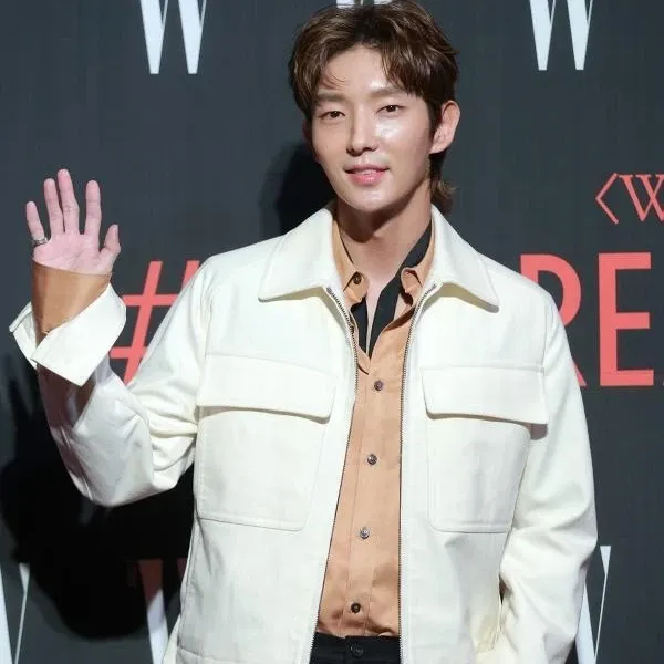 이준기 최근 활동샷