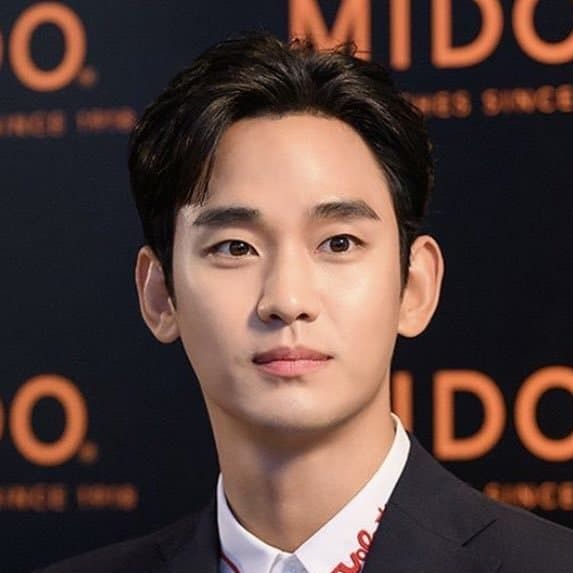 キム・スヒョンのビハインドカット