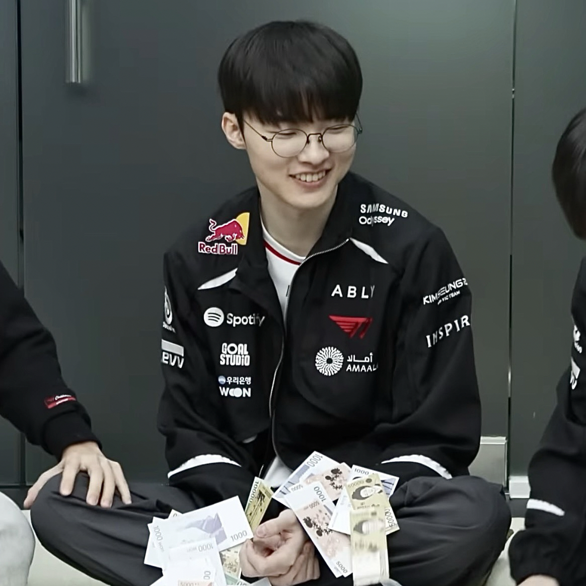 Fakerのビハインドカット