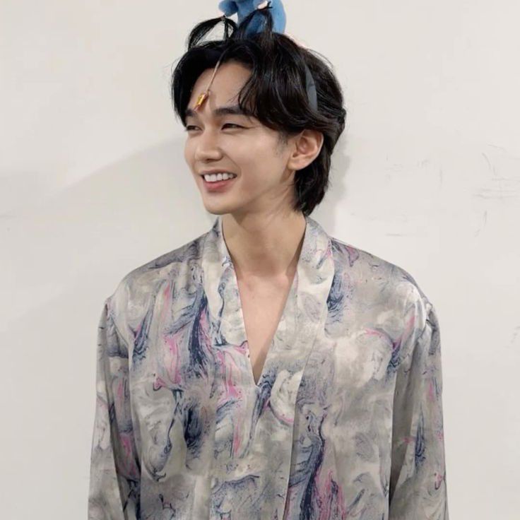 Latest photo of Yoo Seungho