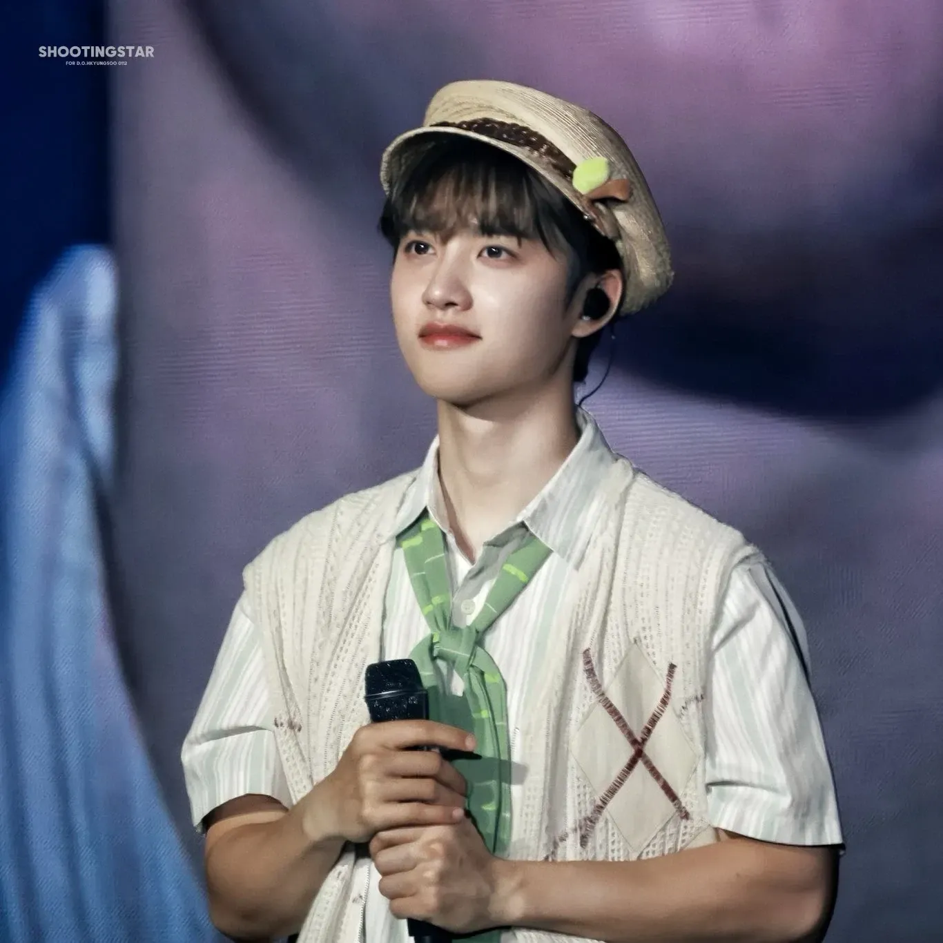 Foto terbaru dari Doh Kyungsoo (D.O.)