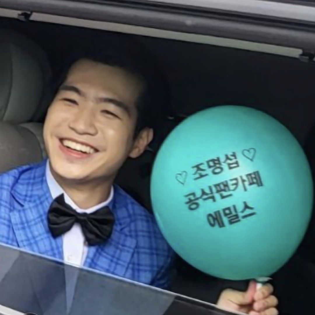 粉丝拍下的赵明燮瞬间