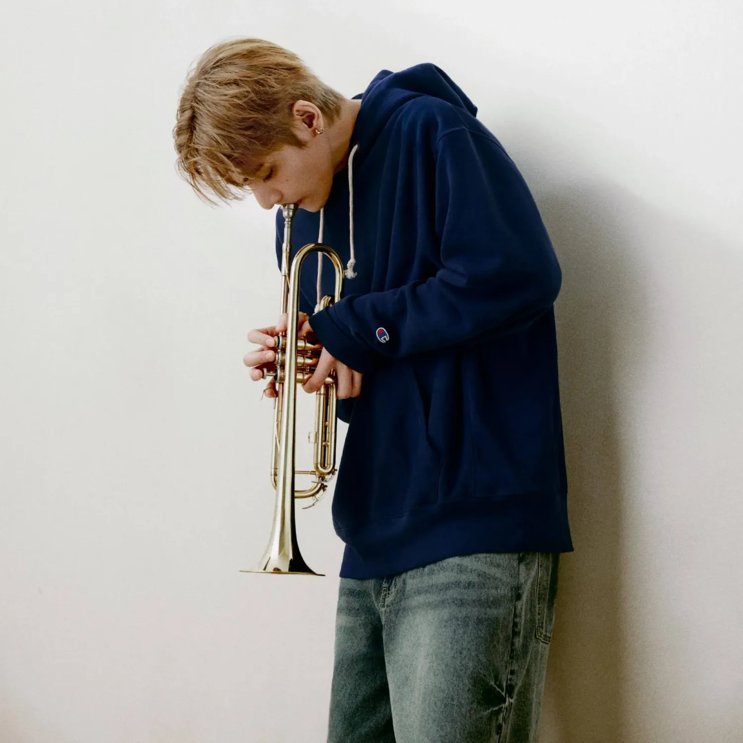 Behind-the-scenes cut of Kim Taehyung (V)