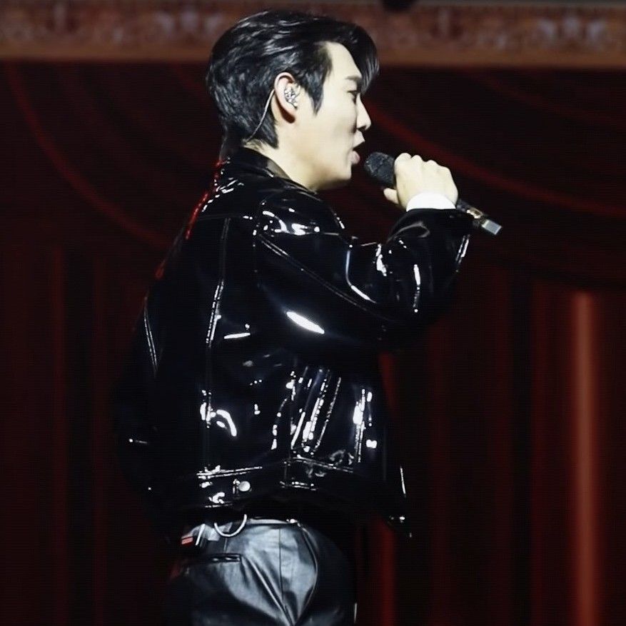 Recent activity shot of Son Taejin