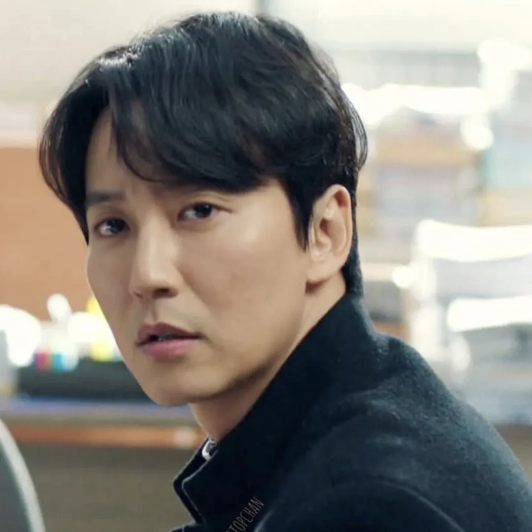 Behind-the-scenes cut of Kim Namgil