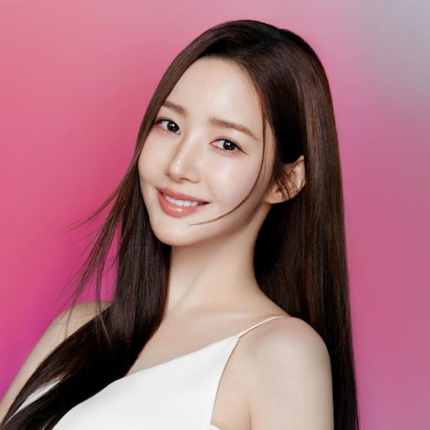 A moment captured by a fan of Park Minyoung