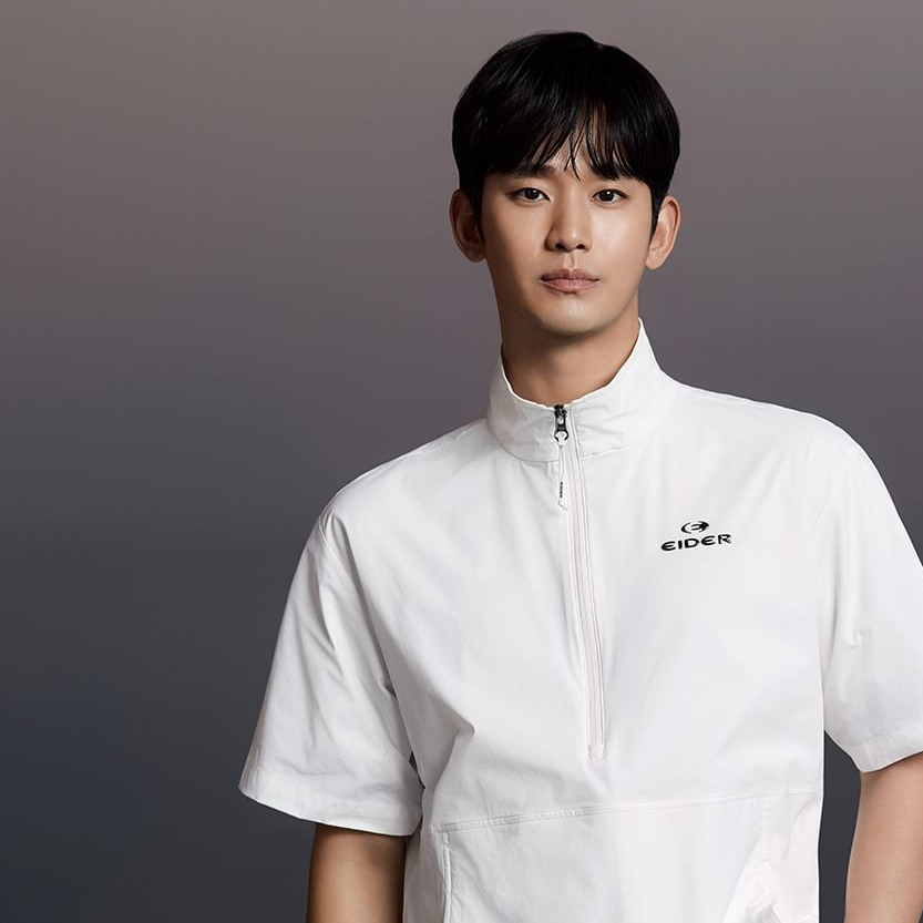 A moment captured by a fan of Kim Soohyun