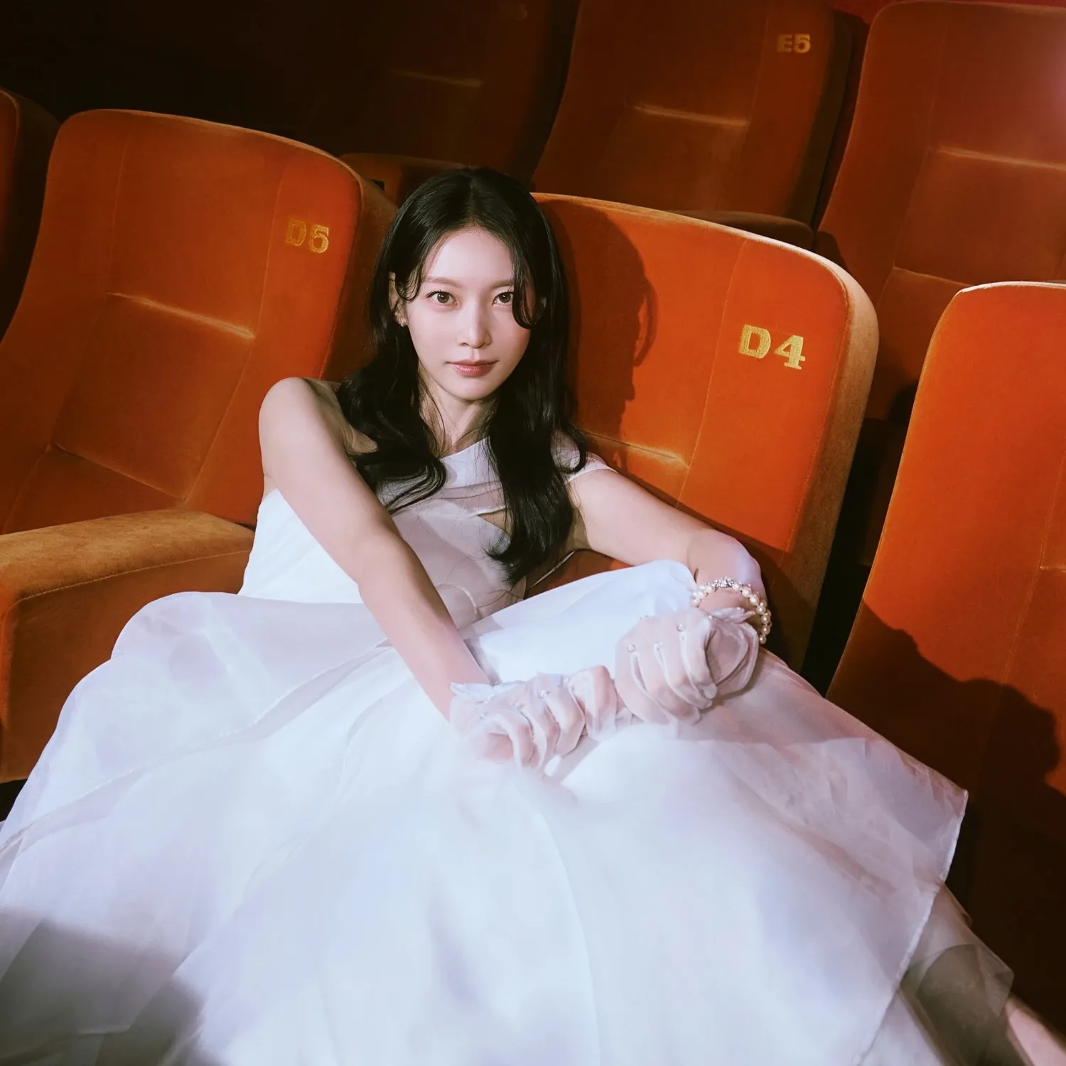 Behind-the-scenes cut of Gong Seungyeon