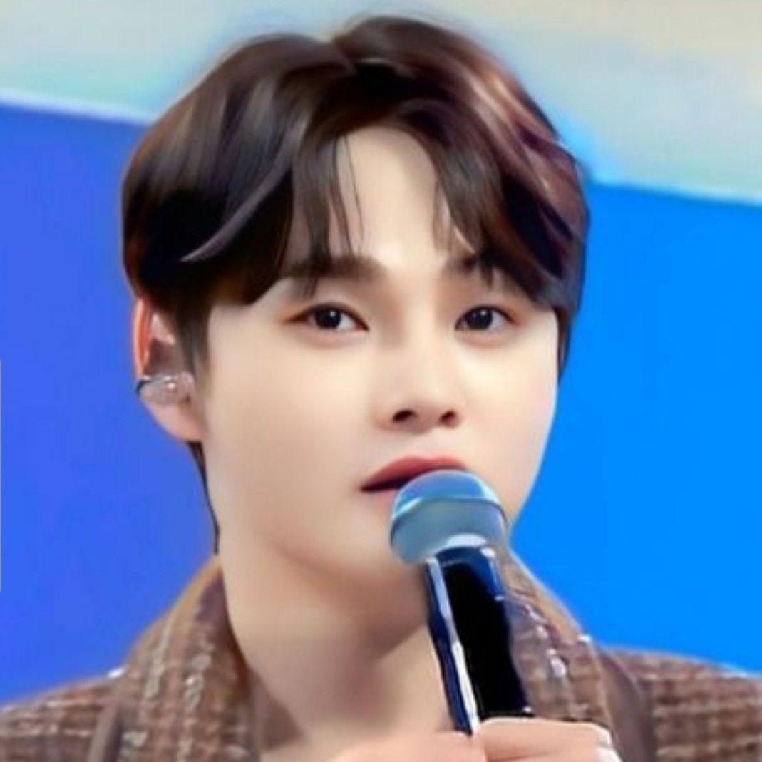 パク・ソジンの最近の活動ショット