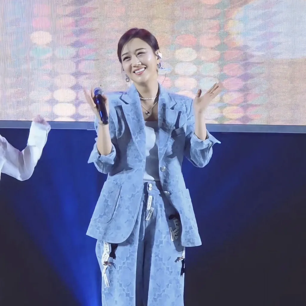 Latest photo of Jang Yoonjeong