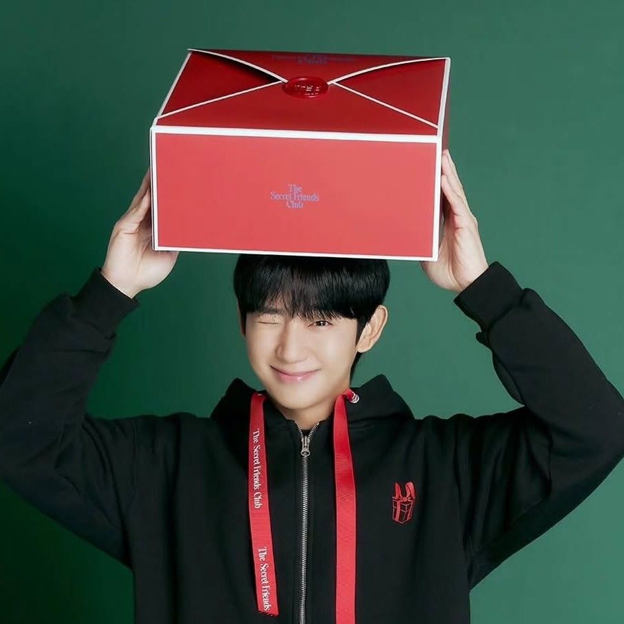 정해인 최근 활동샷