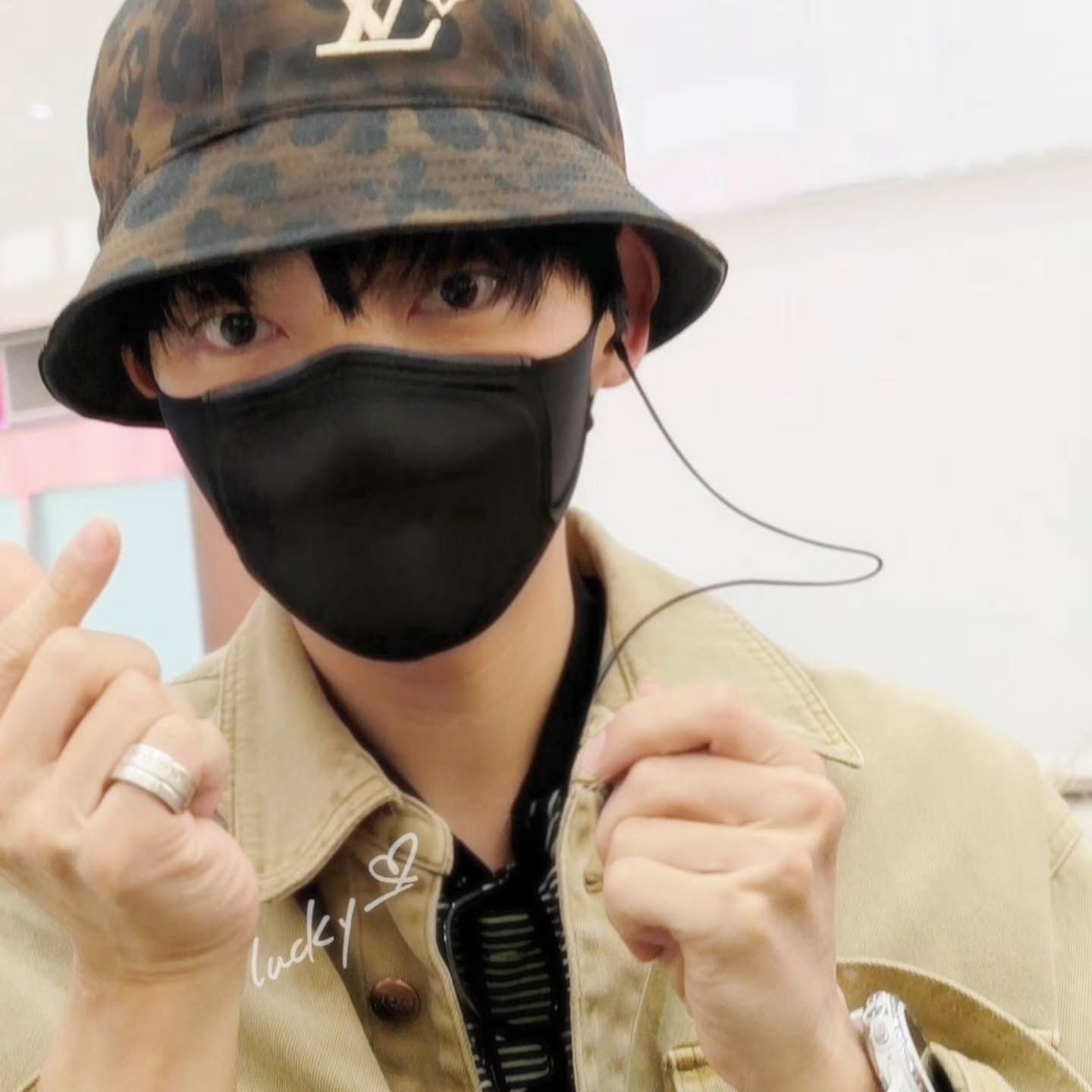 Latest photo of Lee Joongi