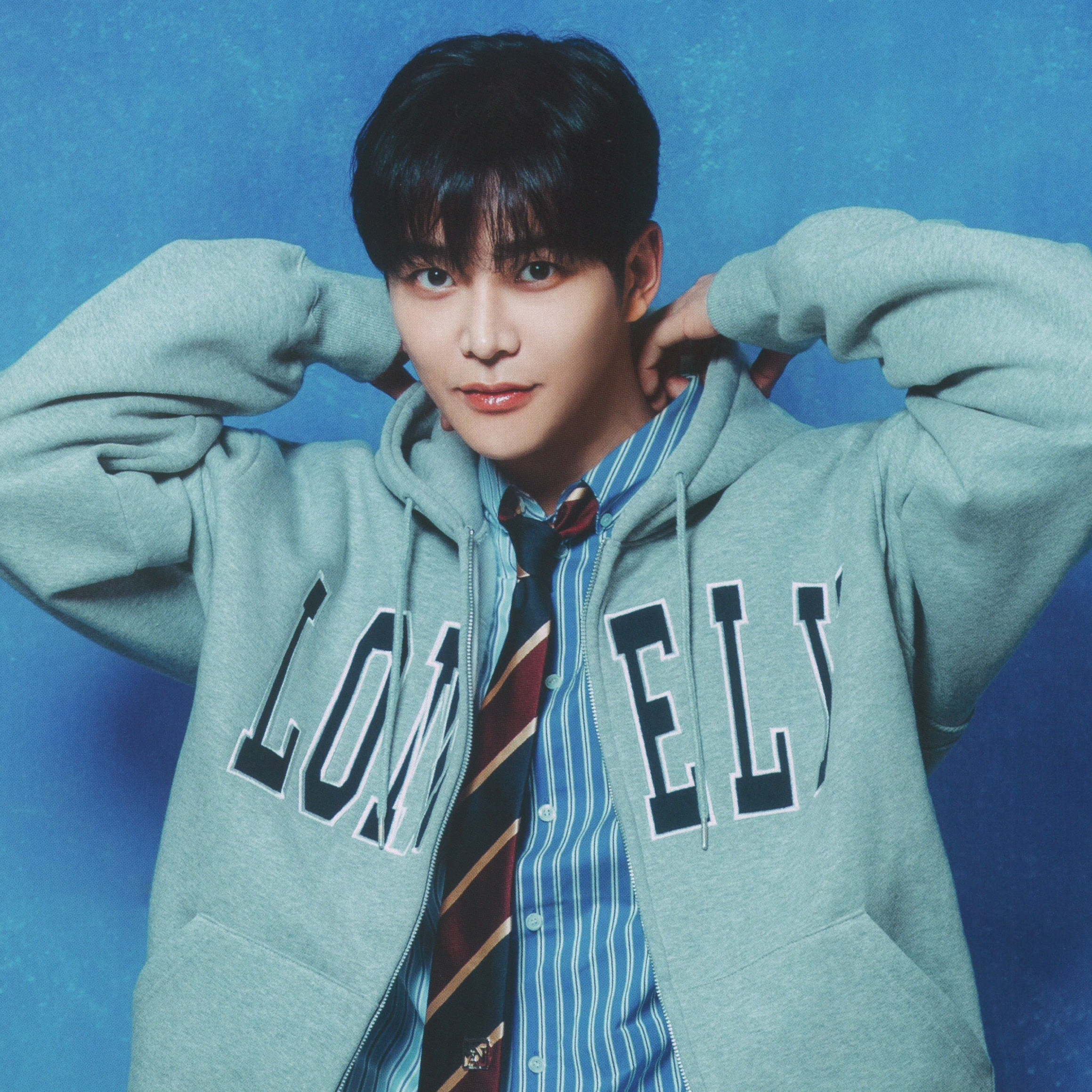 Foto terbaru dari Rowoon