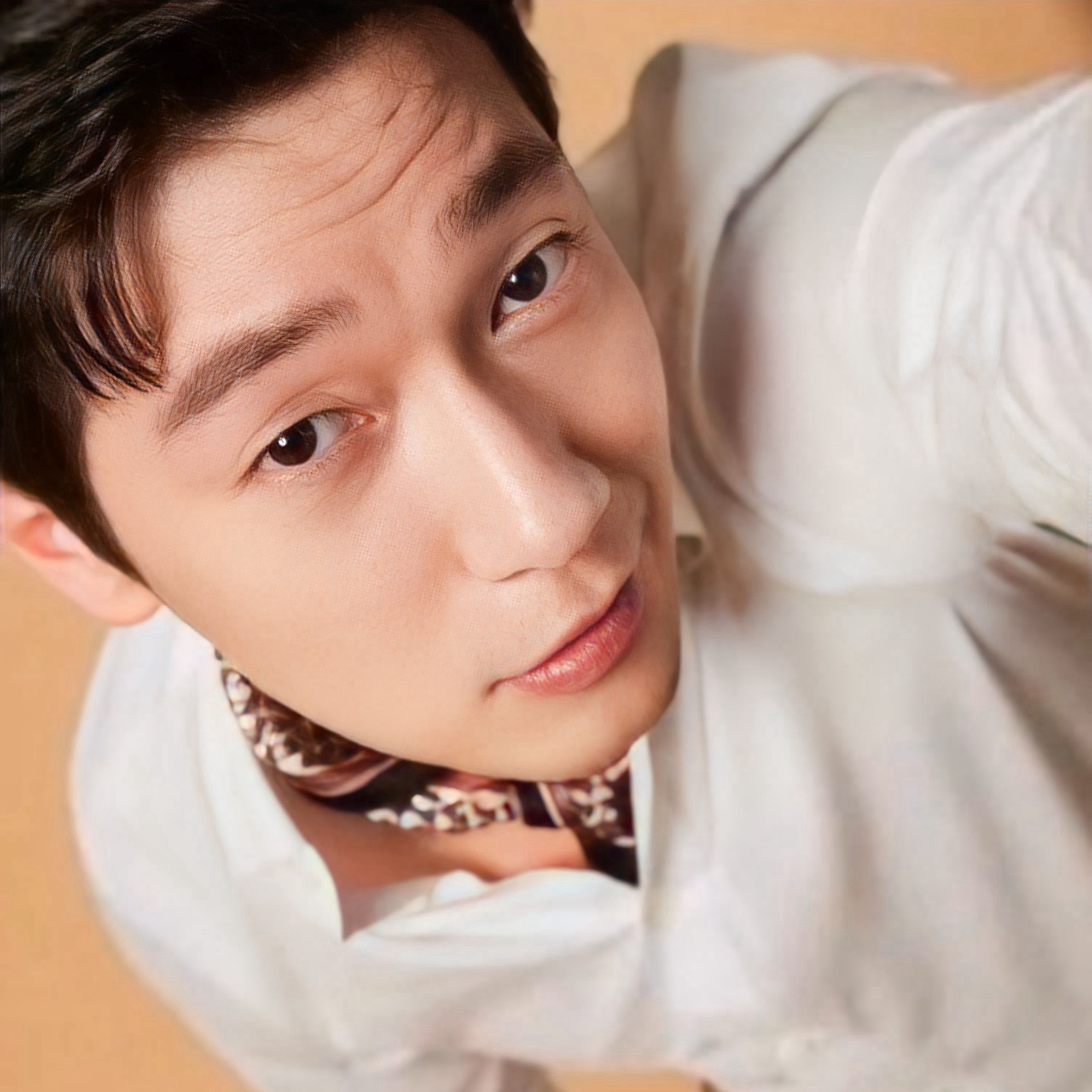 Recent activity shot of Son Seokkoo