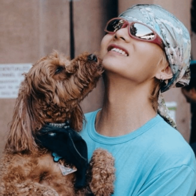 A moment captured by a fan of Kim Taehyung (V)