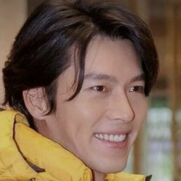 Foto kegiatan terbaru dari Hyun Bin