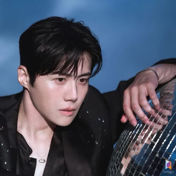 Cuplikan di balik layar dari Kim Seonho