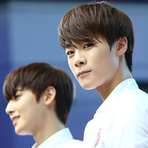 Recent activity shot of Cha Eunwoo