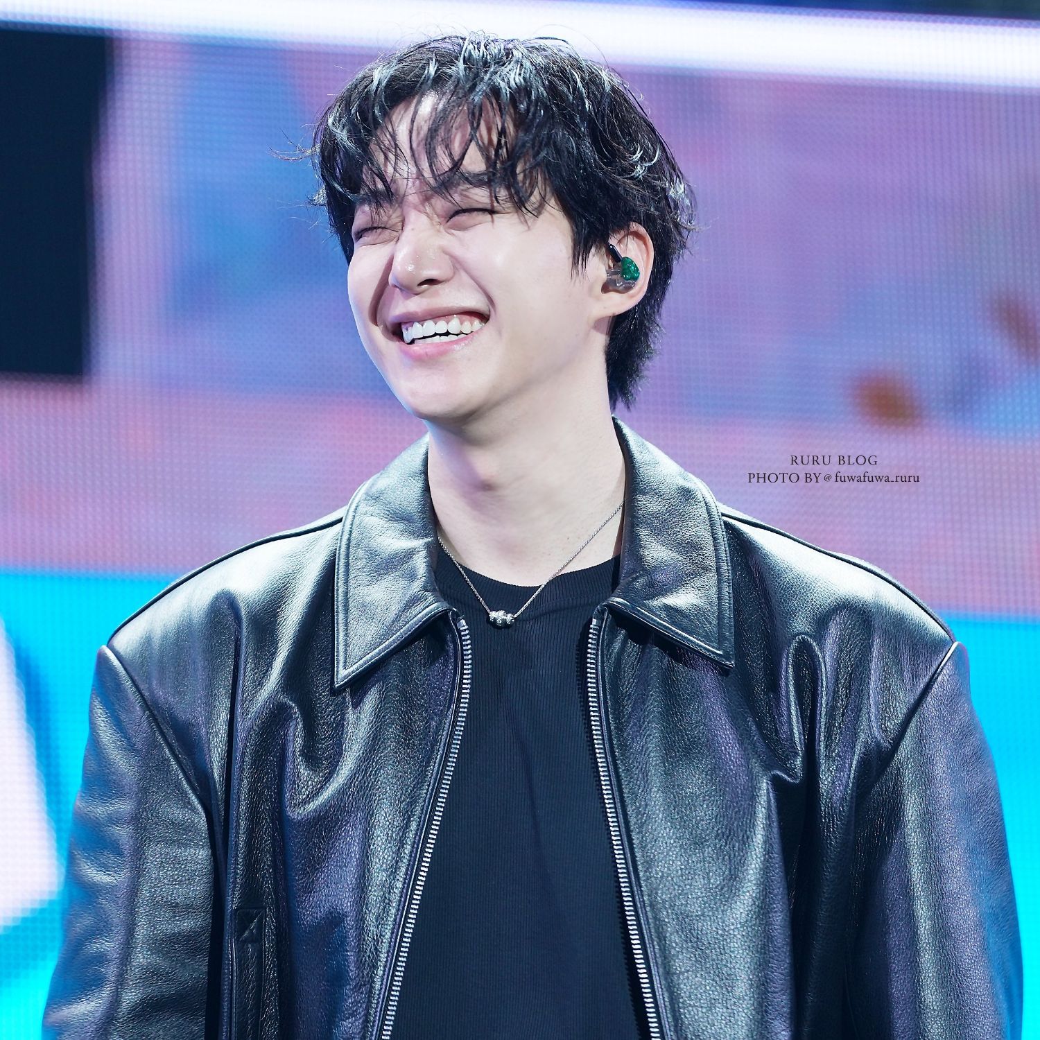 イ・ジュノの最近の活動ショット