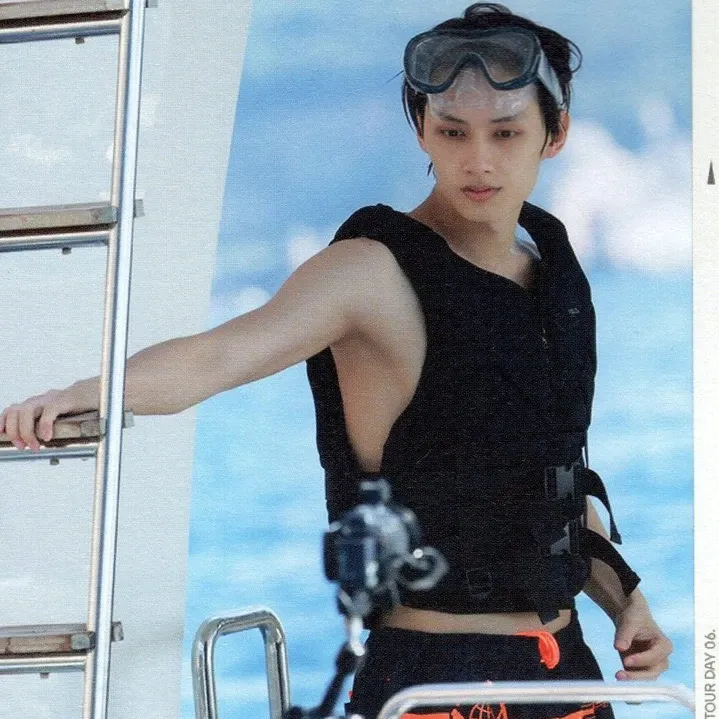 Behind-the-scenes cut of Wen Junhui