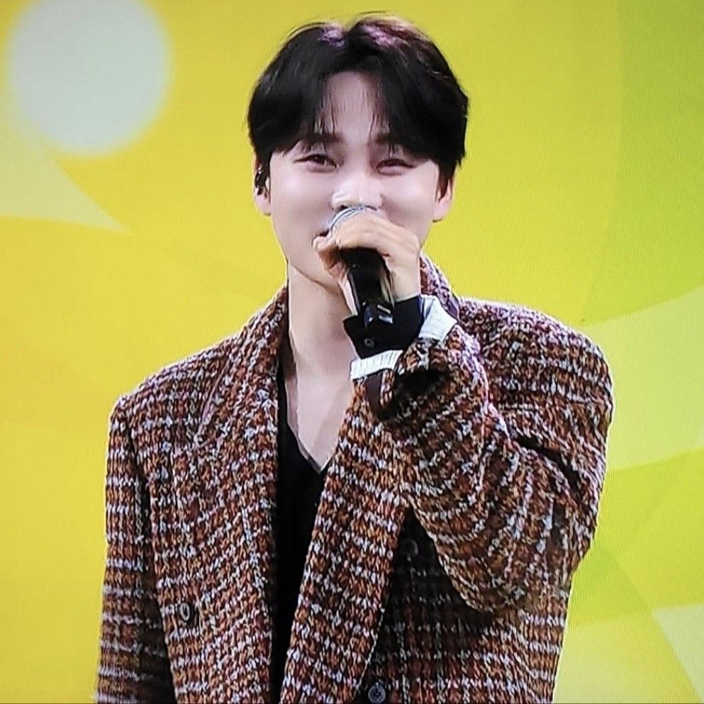 Foto kegiatan terbaru dari Park Seojin