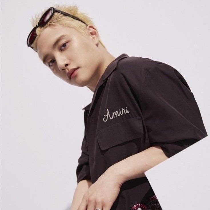 都暻秀 (D.O.)的幕后花絮