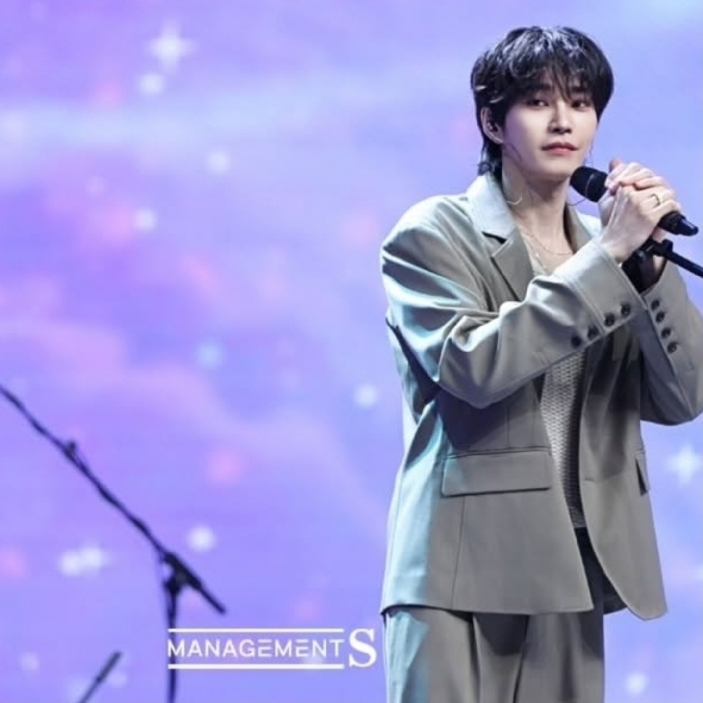 A moment captured by a fan of Kim Jaeyoung