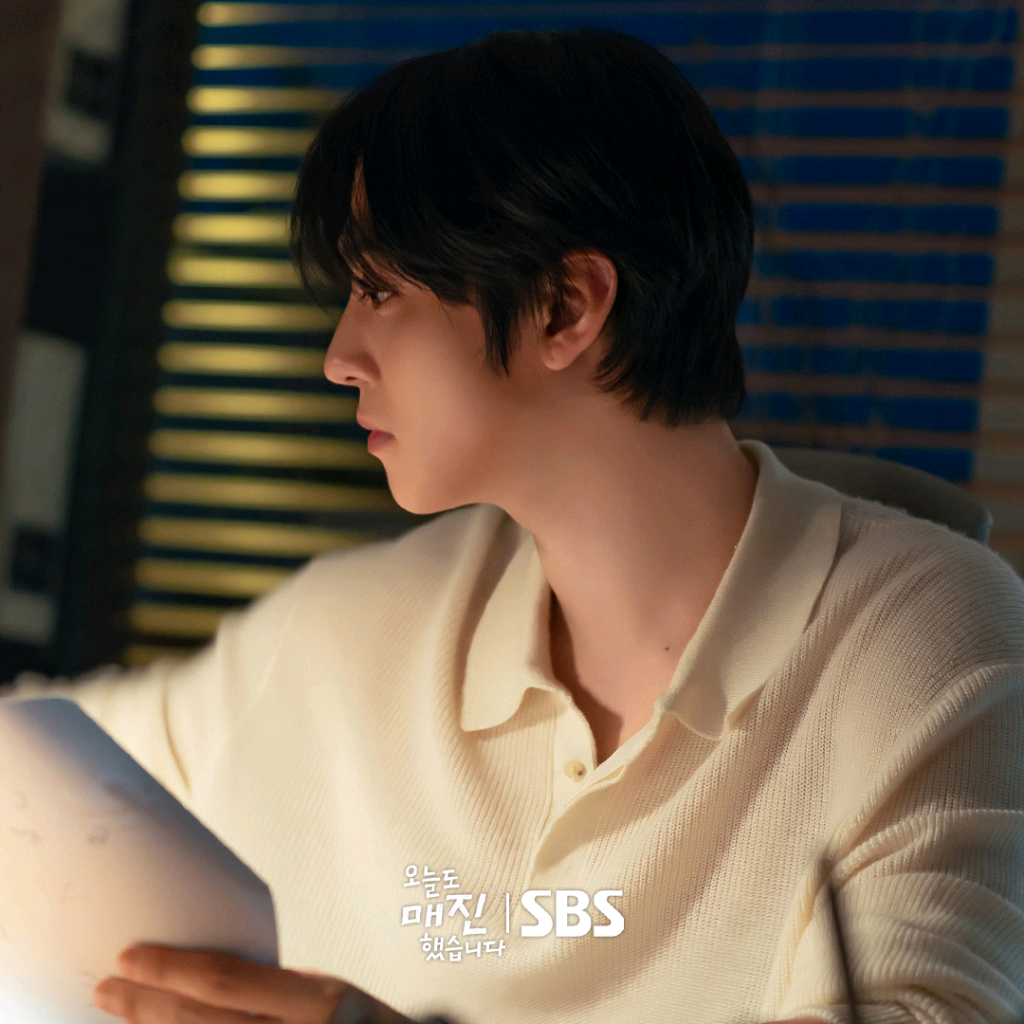 Behind-the-scenes cut of Ahn Hyoseop